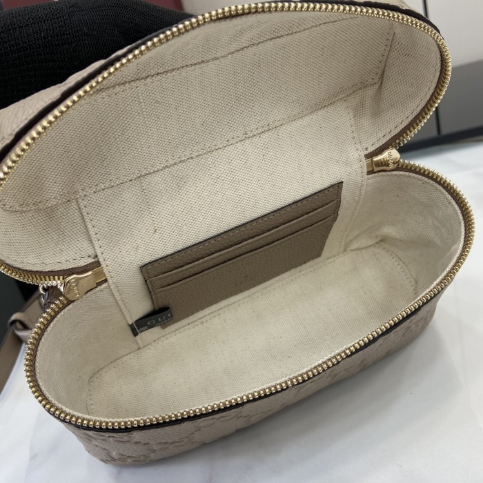 BB GG Emblem Vanity Bag “20.5*12*5CM” 005