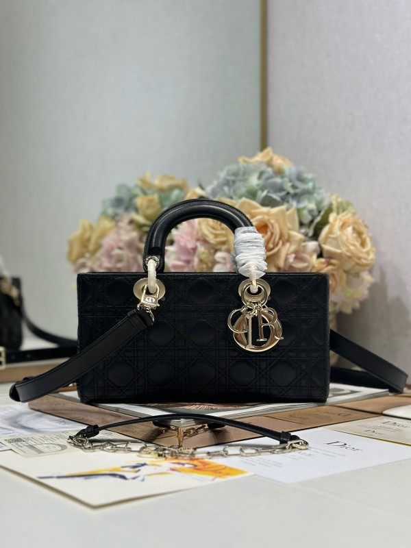Lady D-Joy “26 x 13.5 x 5 cm”-077=