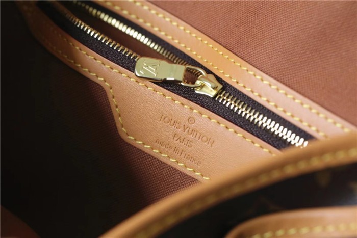 Dimier Crossbody Bag “35.5*24*12CM” 085