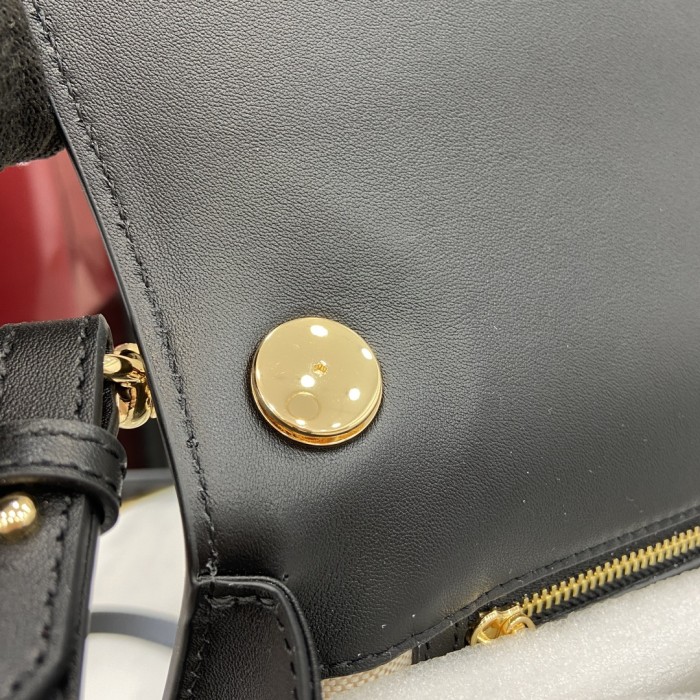 GM Blondie Shoulder Bag “32*17*10CM” 008