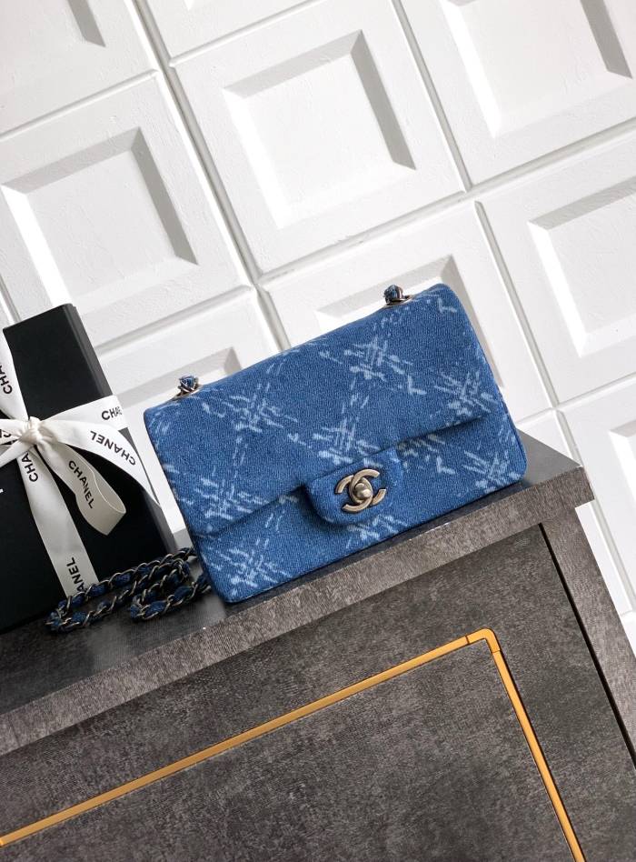 25B Classic Flap Mini “20x13x6cm” -057 =A69900