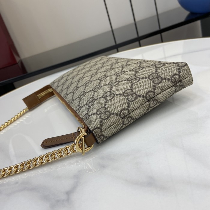 GG Supreme Chain Clutch “22.5*13*2.5CM” 033