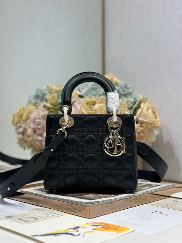 LADY DIOR “20 x 17 x 8cm”-077=