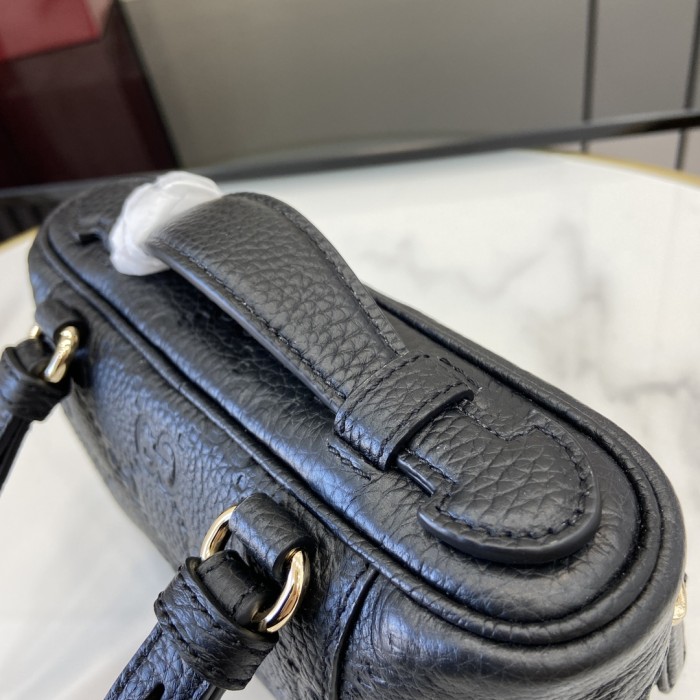 BB GG Emblem Vanity Bag “20.5*12*5CM” 005