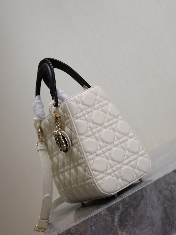 LADY DIOR “ 24×20×11cm”-018=