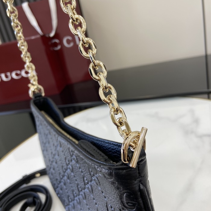PM GG Emblem Hobo Bag “29.5*16*2CM” 084