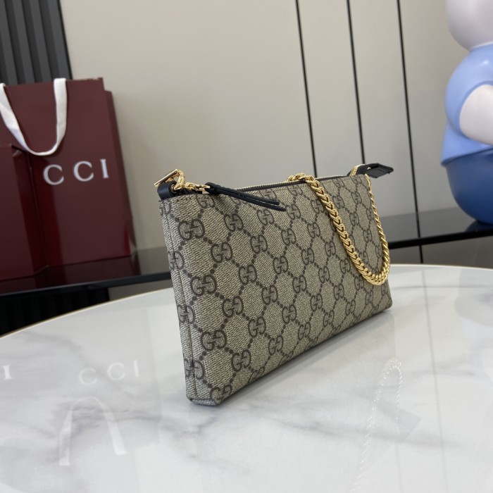 GG Supreme Chain Clutch “22.5*13*2.5CM” 033