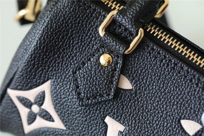 Nano Speedy Shoulder Bag “16*10*7.5CM” 095