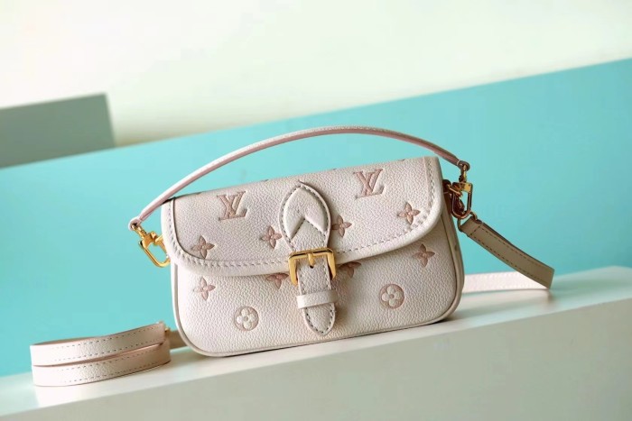 Diane Nano “19*10.5*6CM” 095