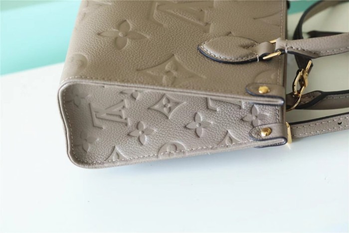 BB Onthego Tote “18*15*8.5CM” 016