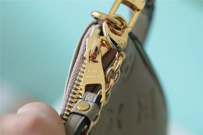 Easy Pouch Crossbody Bag “19*11.5*3CM” 065