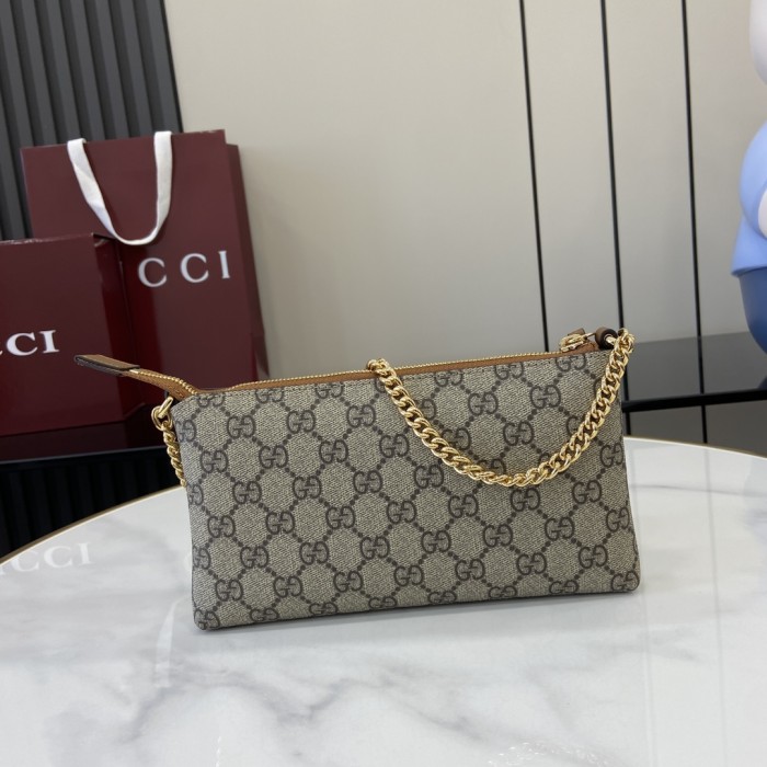 GG Supreme Chain Clutch “22.5*13*2.5CM” 033