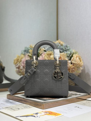 LADY DIOR “20 x 17 x 8cm”-077=