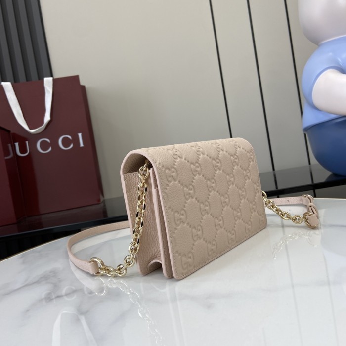 BB GG Emblem Wallet On Chain “20*12.5*4.5CM” 043