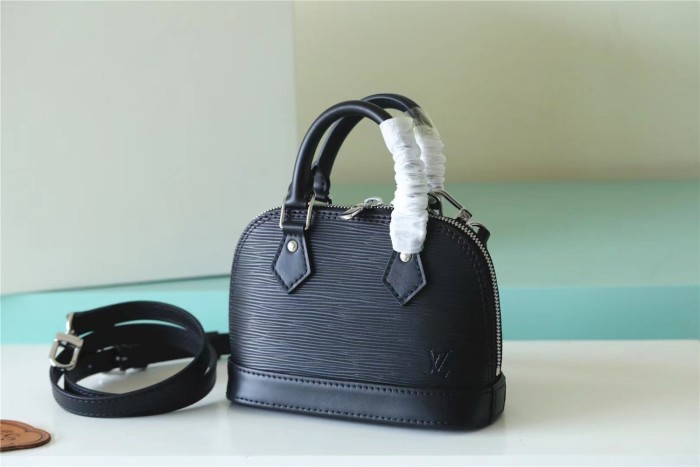 Nano Alma Shoulder Bag “18*12*8CM” 085