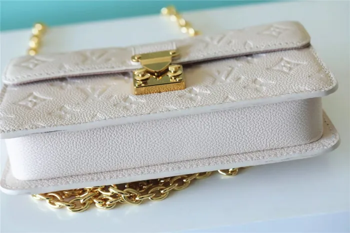 Metis Wallet On Chain “22*15*5.5CM” 085