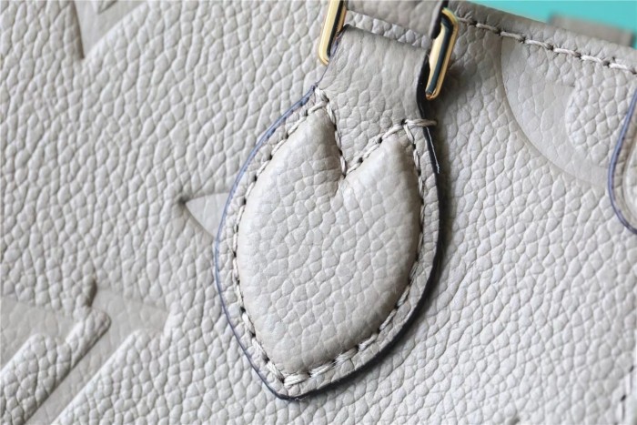 BB Onthego Tote “18*15*8.5CM” 016