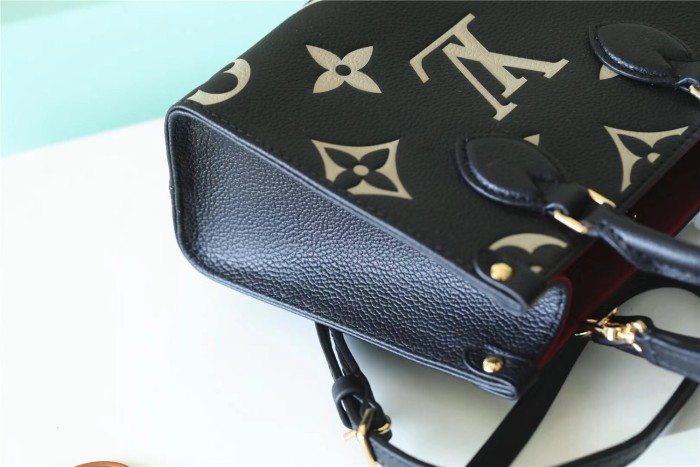 BB Onthego Tote “18*15*8.5CM” 016