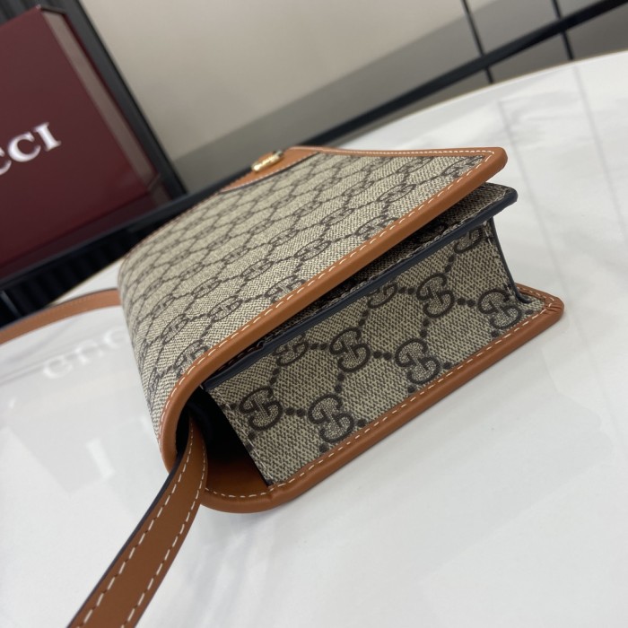 BB GG Emblem Wallet On Chain “20*12.5*5CM” 033
