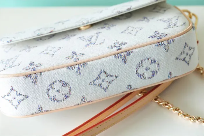 Wallet On Chain lvy “23.5*12*4.3CM” 054