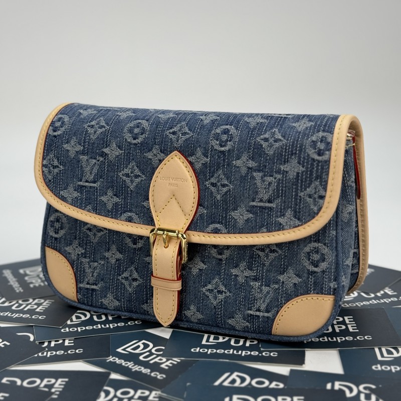 Diane Crossbady Bag “24*15*9CM” 056