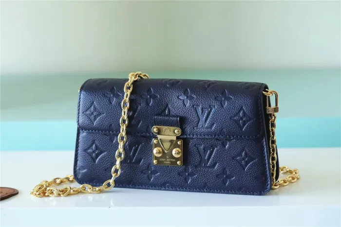 Metis Wallet On Chain “22*15*5.5CM” 085
