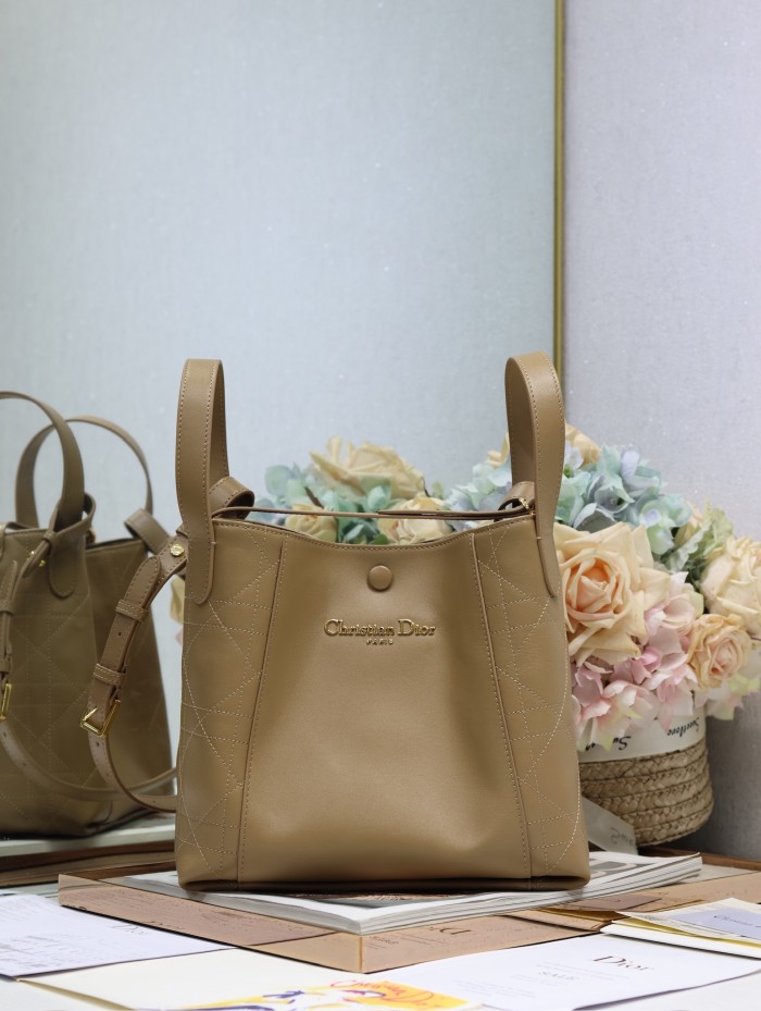  Signature Bucket “24x21x14cm”-087=