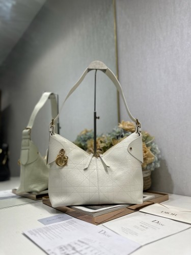 Voyage “28 x 18 x 12cm”-057=