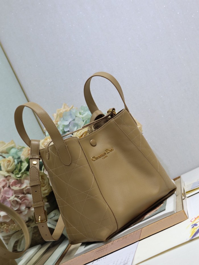  Signature Bucket “24x21x14cm”-087=