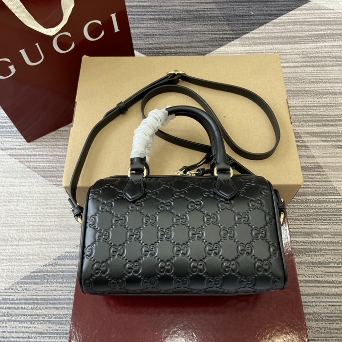 GG Emblem”20.5*14*11.5CM“-055
