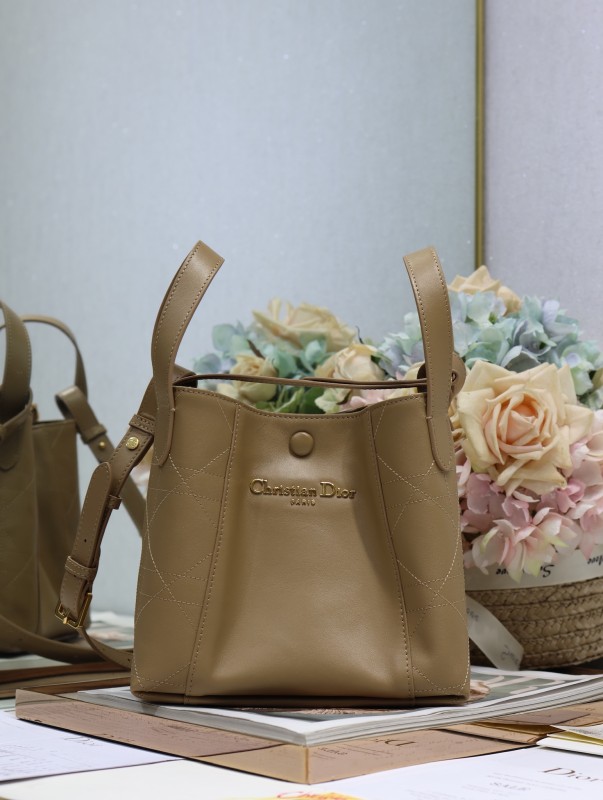  Signature Bucket “21×19×11cm”-057=