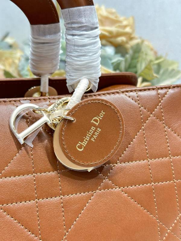 LADY DIOR “34×35×20cm”-059=