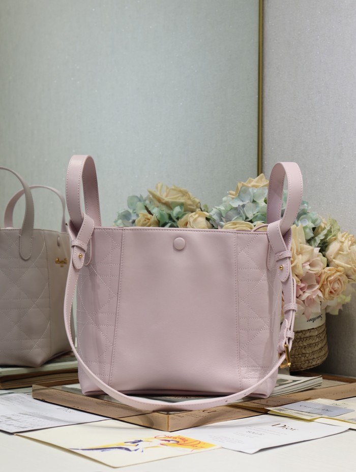 Signature Bucket “24x21x14cm”-087=
