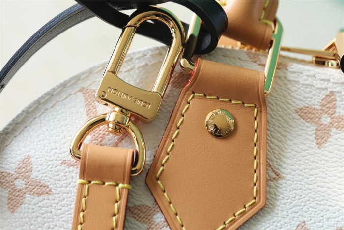 Nano Alma Shoulder Bag “18*12*8CM” 055