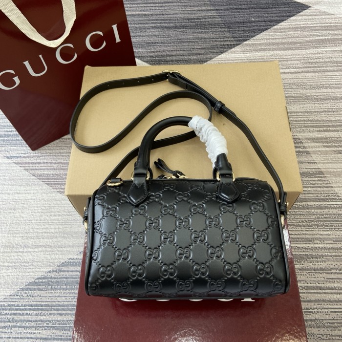 GG Emblem”20.5*14*11.5CM“-055