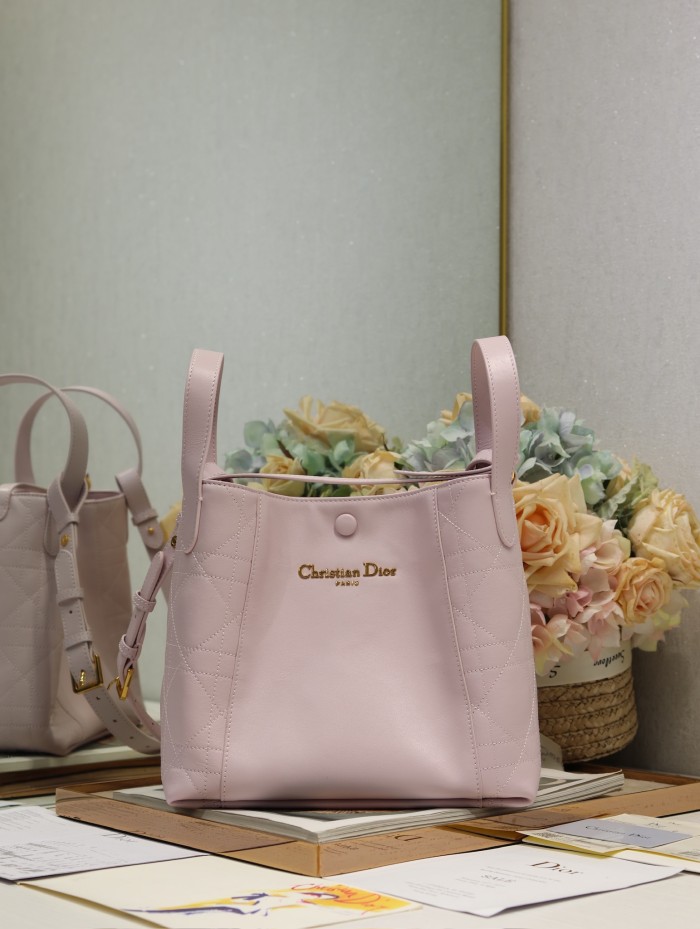Signature Bucket “24x21x14cm”-087=
