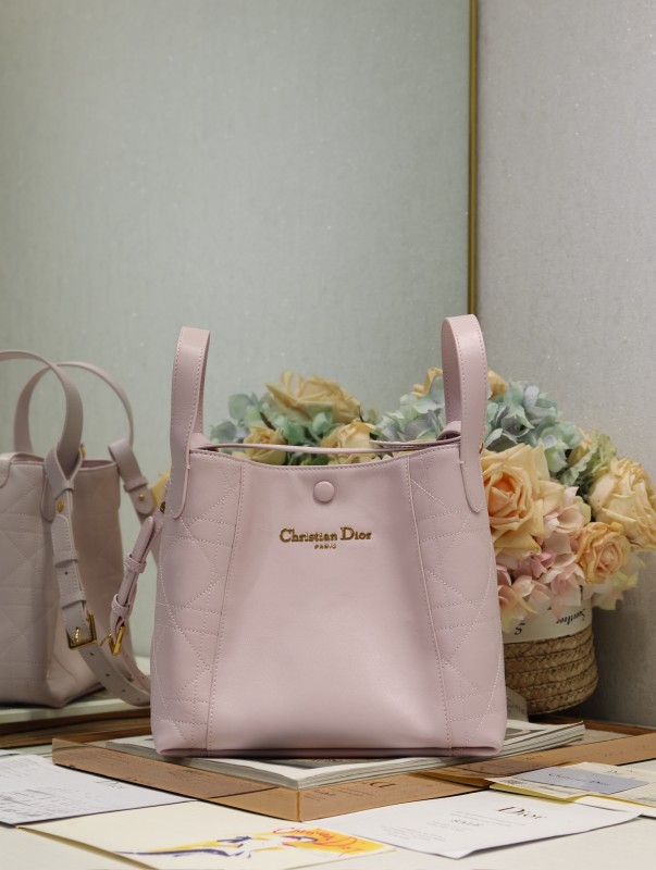 Signature Bucket “24x21x14cm”-087=