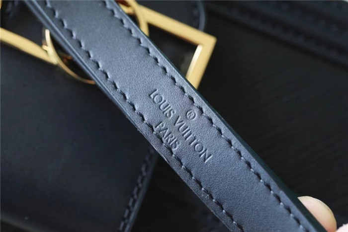 Dauphine East West Crossbody Bag “21*12*5CM” 056
