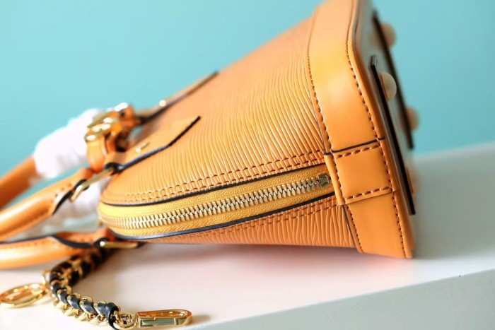 PM Alma BB Shoulder Bag “23.5*17.5*11.5CM” 095