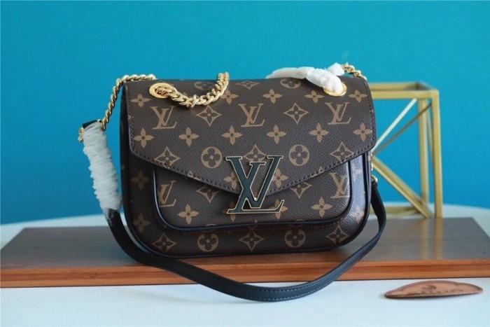 Passy Crossbody Bag “23*17*9CM” 016