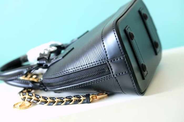 PM Alma BB Shoulder Bag “23.5*17.5*11.5CM” 095