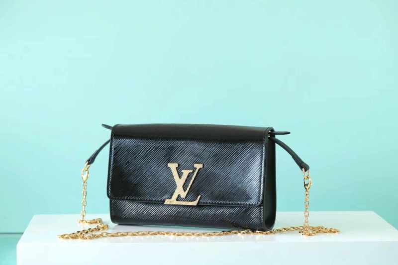 pochette louise ‘‘22*16*4.5CM’’ 056