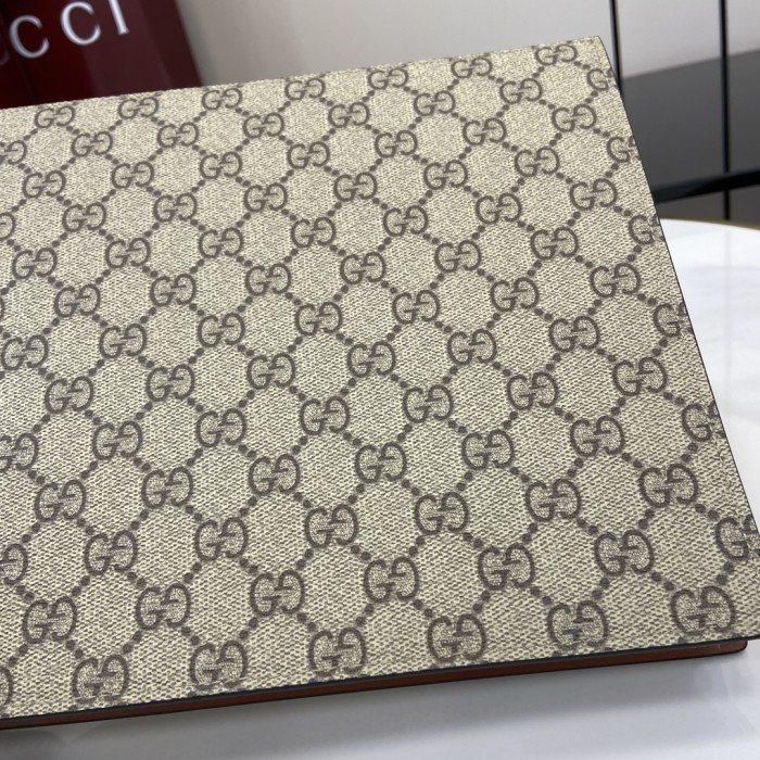 GG Emblen“28*22*3.5CM”-023=