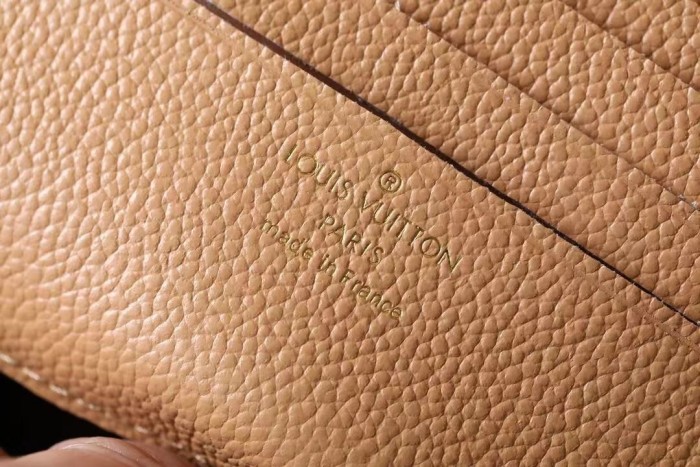 Wallet On Chain lvy “23.5*12*4.3CM” 056