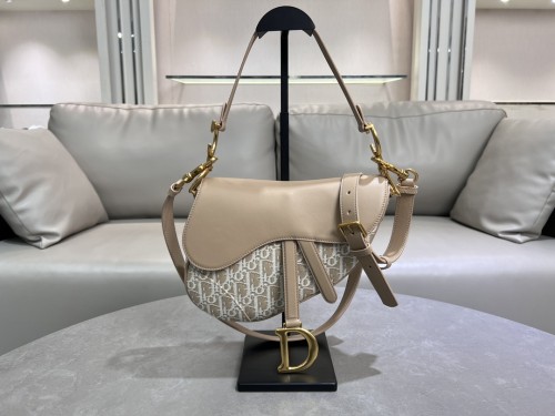 Saddle “25.5×20×6.5cm”-006=