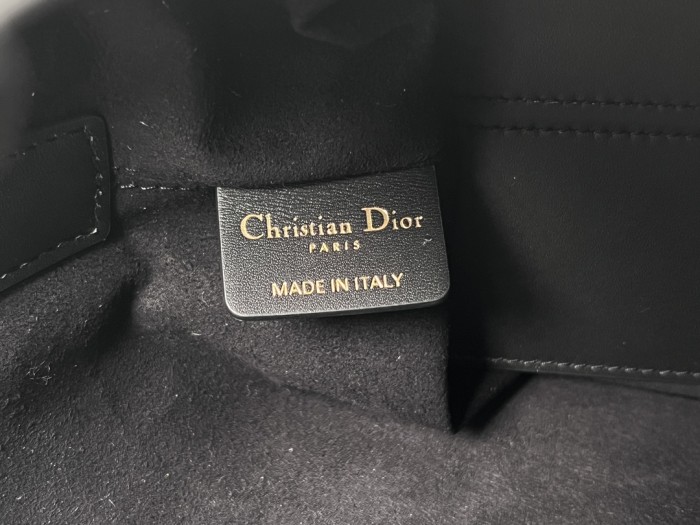 Dior Toujours “23 x 15x 15cm”-086
