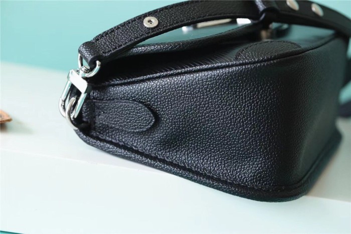 Buci Crossbody Bag “24.5*15.5*9CM” 066