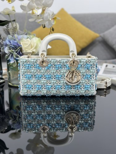 Lady D-Joy “26 x 13.5 x 5cm”-0941=