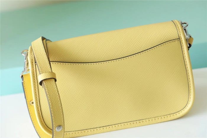 Buci Crossbody Bag “24.5*15.5*9CM” 066