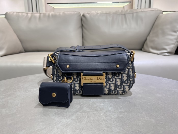 Streetchic  “24×12.5×5cm”-017=